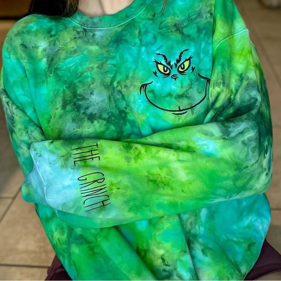 Custom tie dyed Grinch sweatshirt with embroidery - Picture 2 of 2